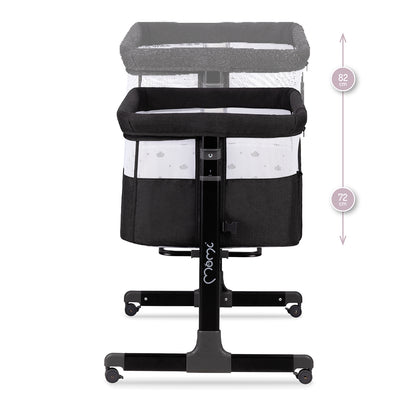 MoMi REVO, Mörkgrå bedside crib med höjdjustering och myggnät